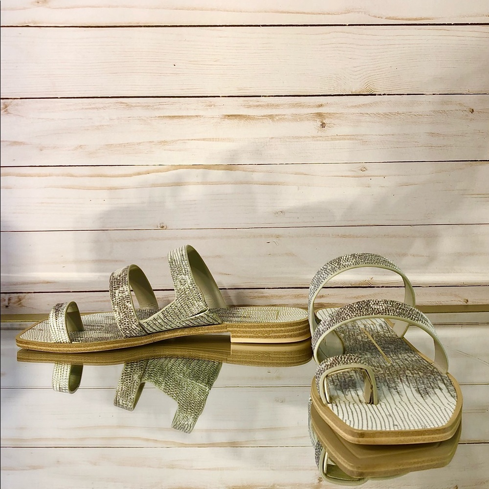 NWOT Dolce Vita Isala Pewter Lizard Embossed Sandals